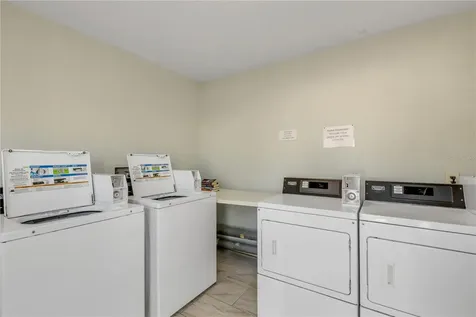 541 S Peninsula Avenue New Smyrna Beach FL 32169