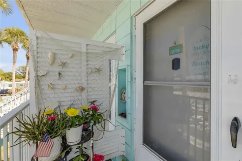 541 S Peninsula Avenue New Smyrna Beach FL 32169