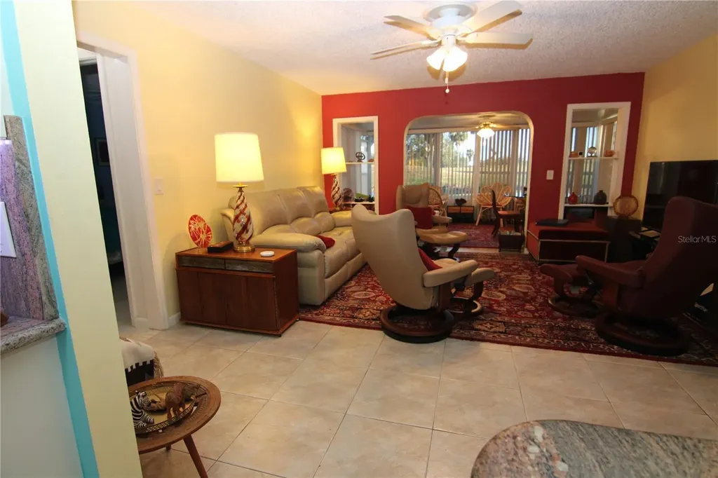 1207 Lakehouse Court Sun City Center FL 33573
