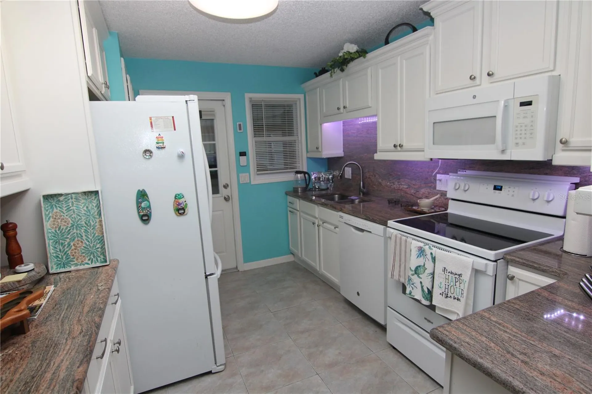 1207 Lakehouse Court Sun City Center FL 33573