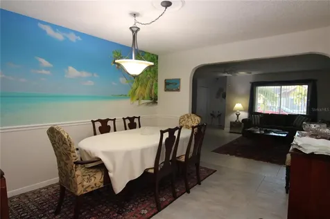 1207 Lakehouse Court Sun City Center FL 33573