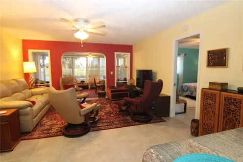 1207 Lakehouse Court Sun City Center FL 33573