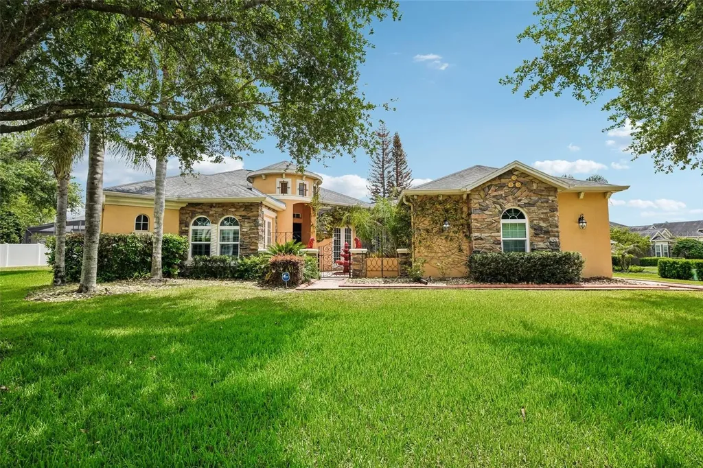 910 Parasol Place Oviedo FL 32766