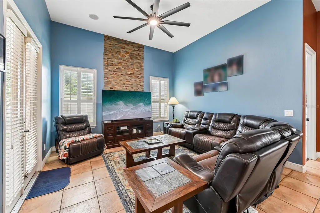 910 Parasol Place Oviedo FL 32766