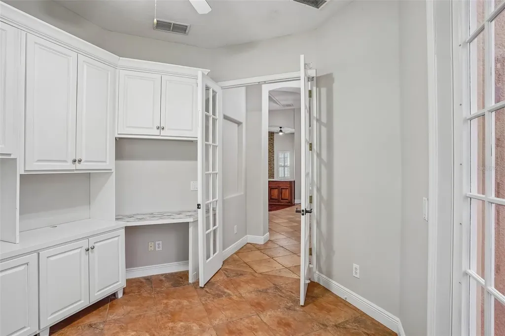 910 Parasol Place Oviedo FL 32766