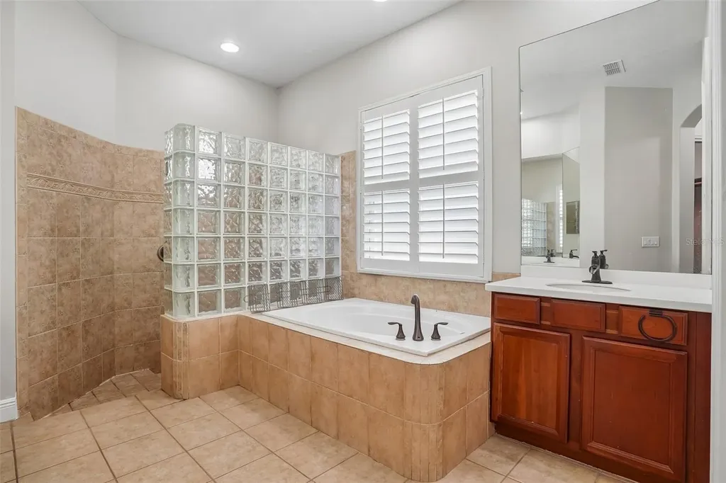 910 Parasol Place Oviedo FL 32766