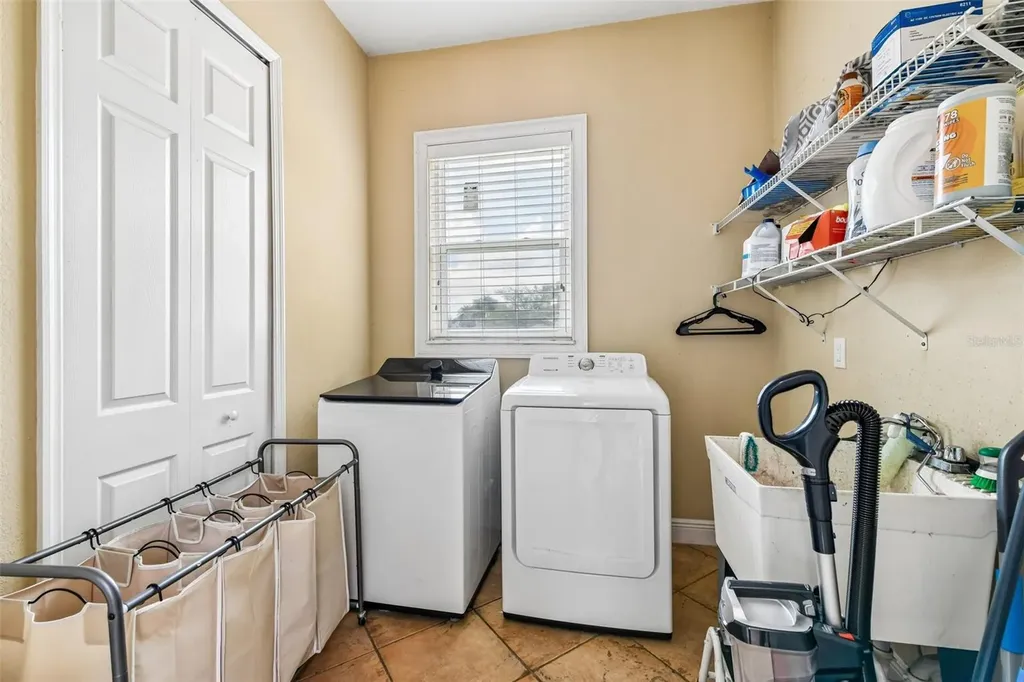 910 Parasol Place Oviedo FL 32766