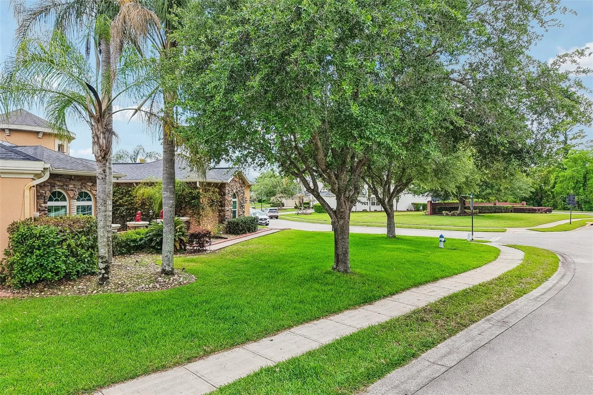 910 Parasol Place Oviedo FL 32766