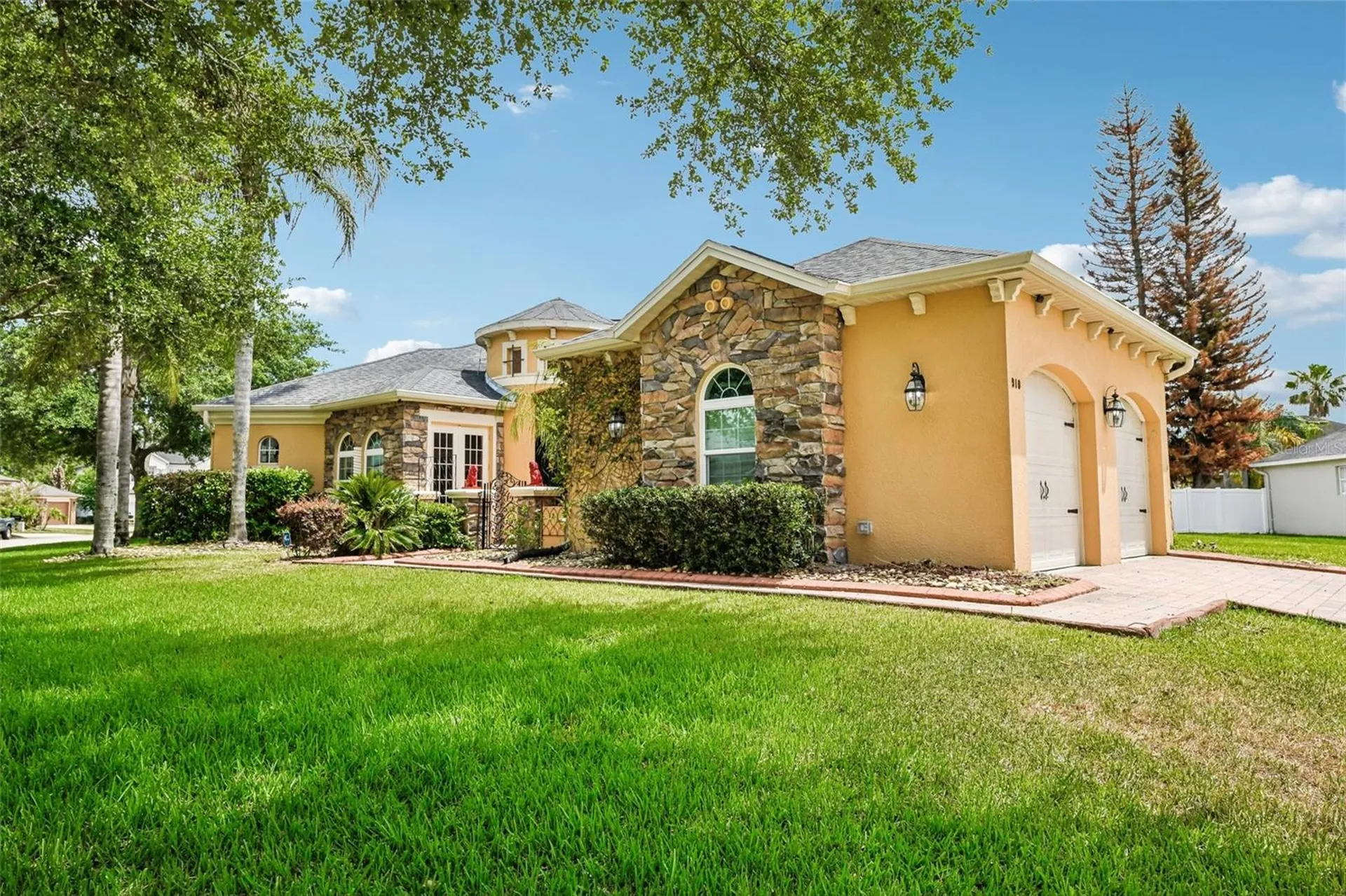 910 Parasol Place Oviedo FL 32766