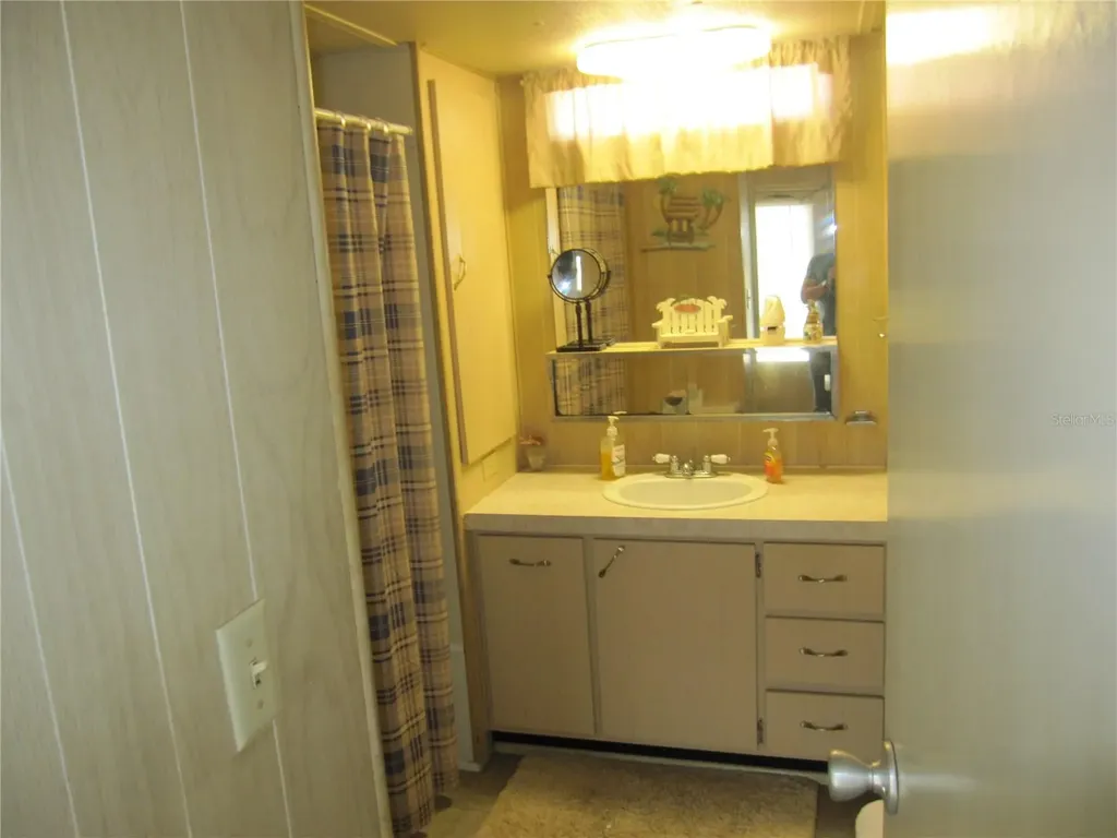 39015 Hillcrest Drive Zephyrhills FL 33542