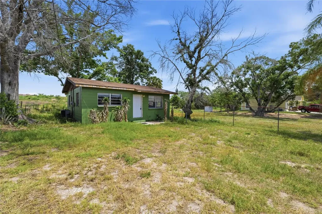 4610 Weeping Willow Avenue Sebring FL 33870