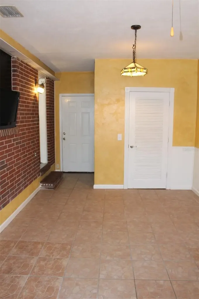 102 Amigos Road Debary FL 32713