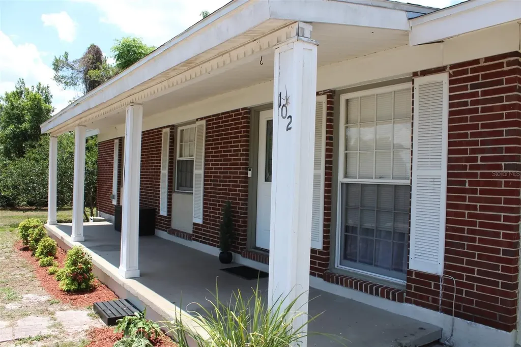 102 Amigos Road Debary FL 32713