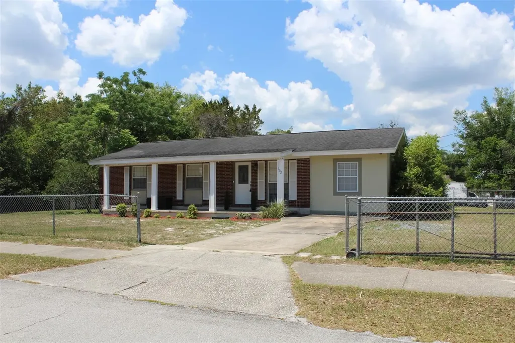 102 Amigos Road Debary FL 32713