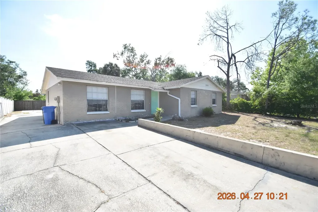 3667 Sugarcreek Drive Tampa FL 33619