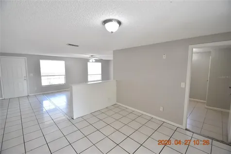 3667 Sugarcreek Drive Tampa FL 33619