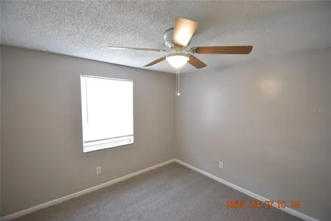 3667 Sugarcreek Drive Tampa FL 33619
