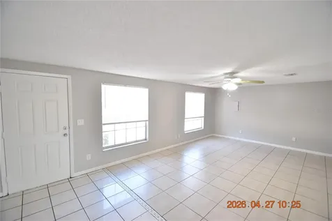 3667 Sugarcreek Drive Tampa FL 33619