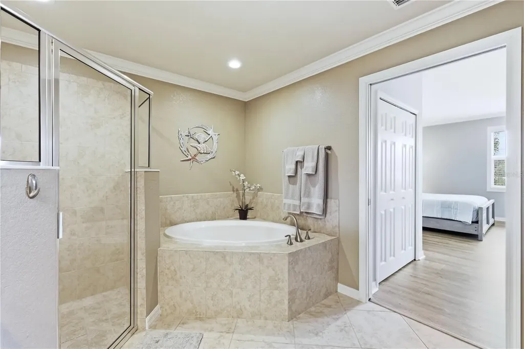 424 Winding Brook Lane Bradenton FL 34212