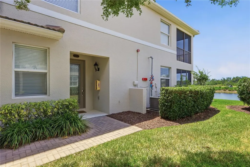 424 Winding Brook Lane Bradenton FL 34212