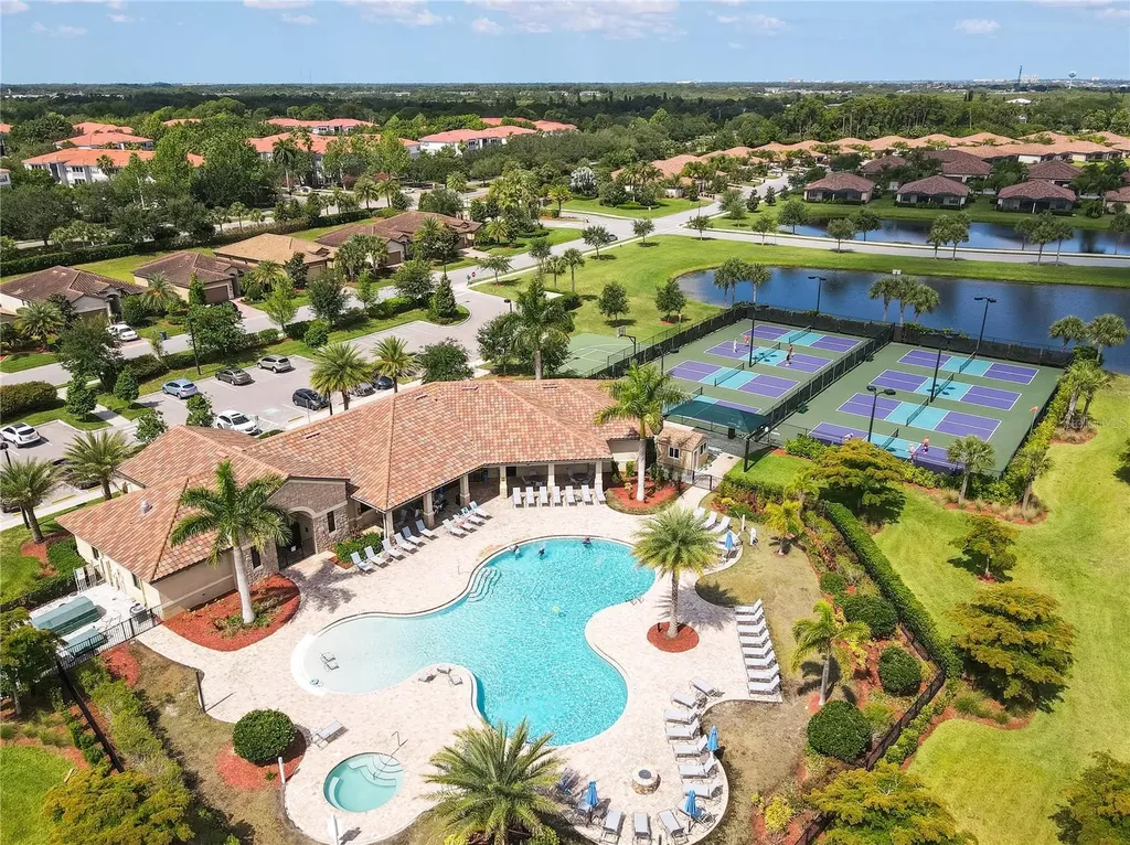 424 Winding Brook Lane Bradenton FL 34212
