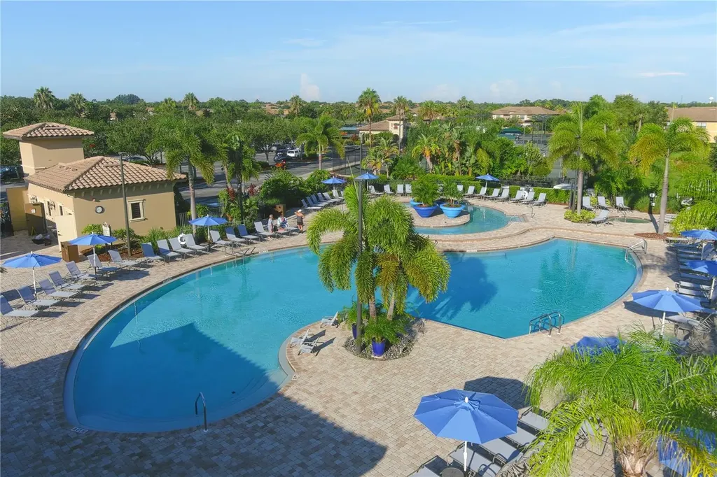 424 Winding Brook Lane Bradenton FL 34212