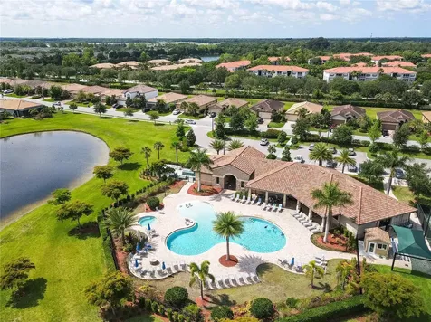 424 Winding Brook Lane Bradenton FL 34212
