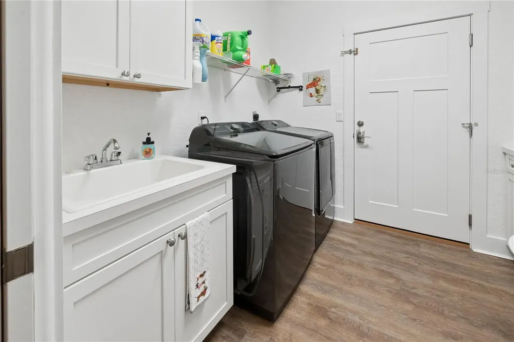 3709 NW 67th Terrace Bell FL 32619