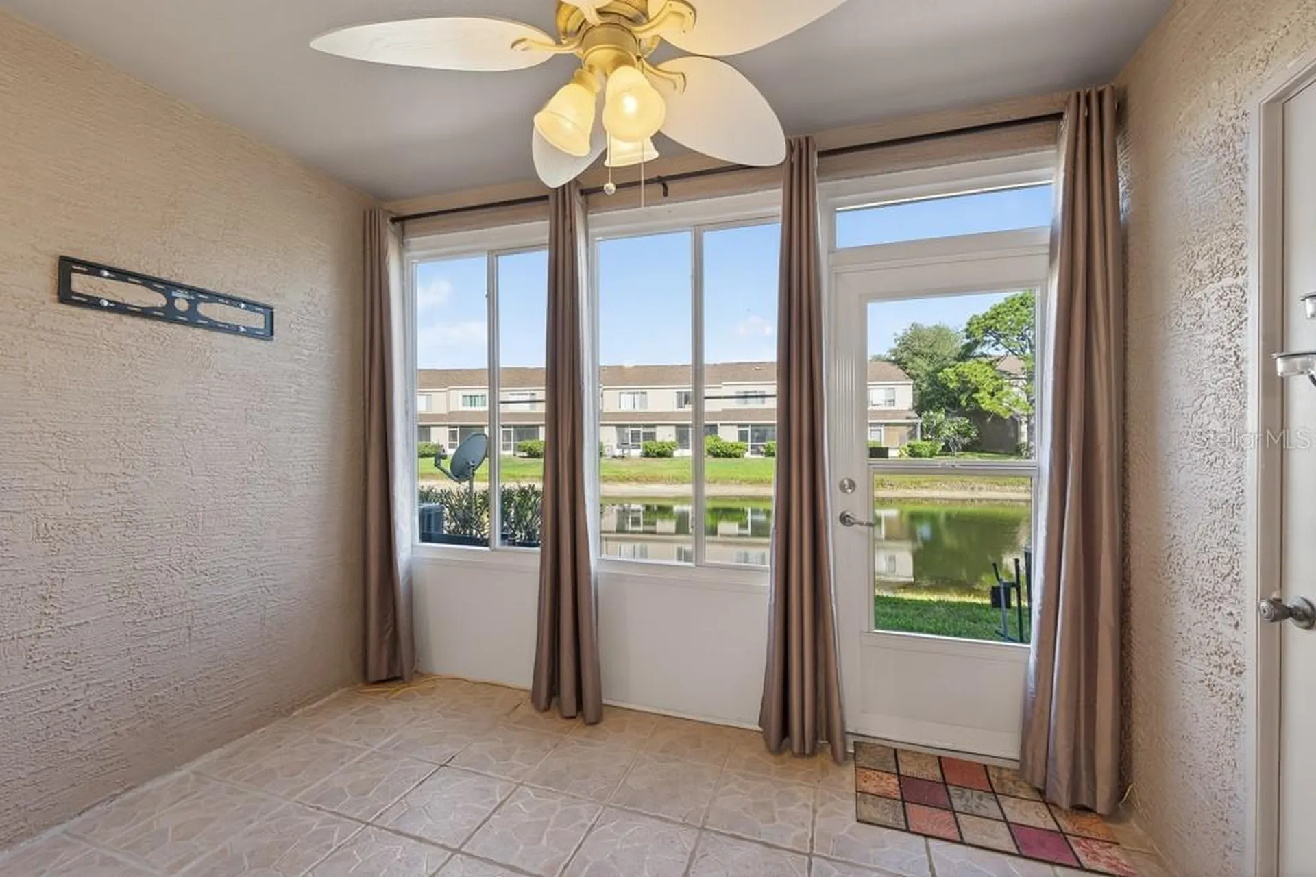 6353 Bayside Key Drive Tampa FL 33615