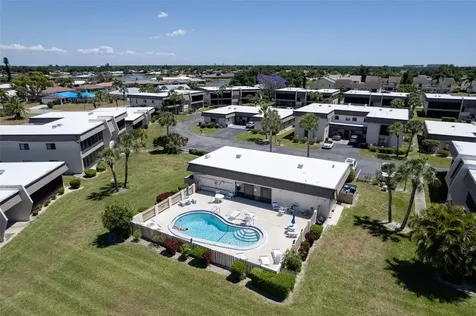 1727 Bonitas Circles Venice FL 34293