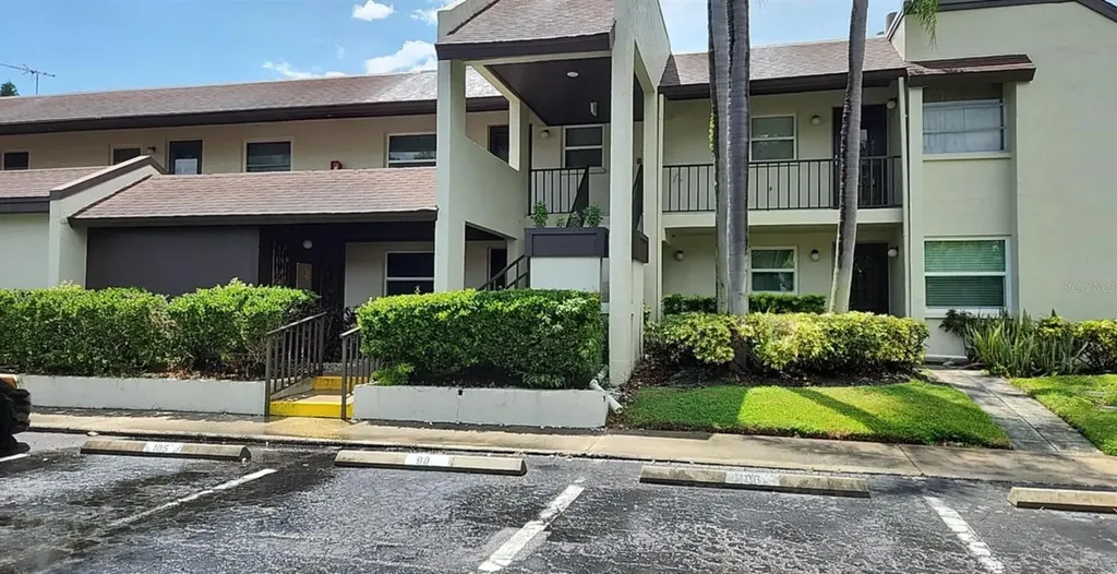 1100 E Bay Drive Largo FL 33770