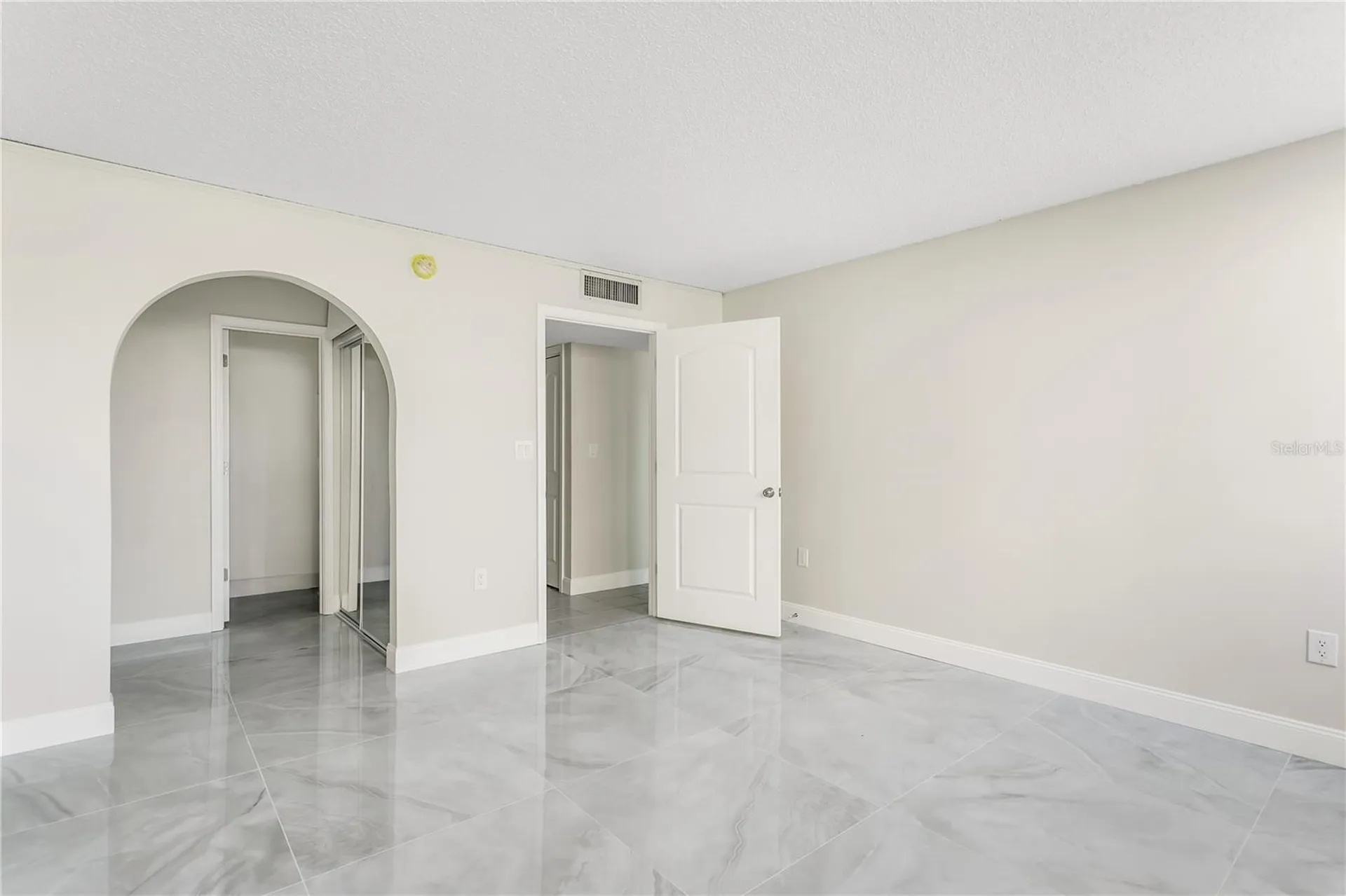 450 Treasure Island Causeway Treasure Island FL 33706