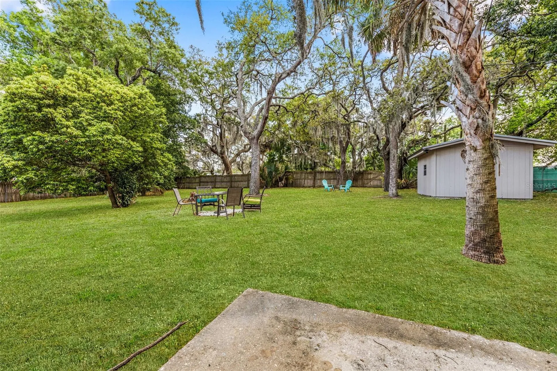 13 E Magnolia Street Davenport FL 33837