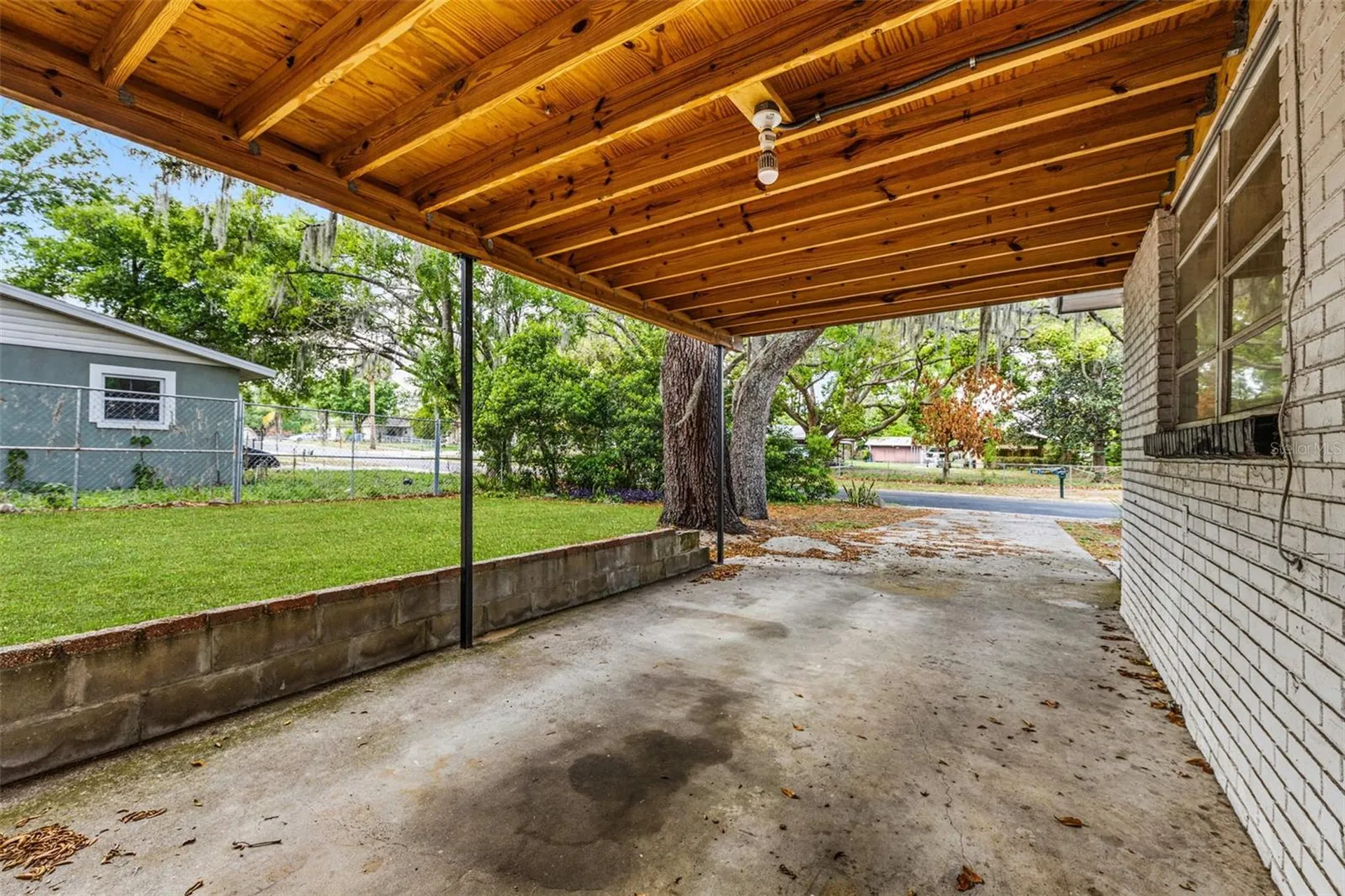 13 E Magnolia Street Davenport FL 33837