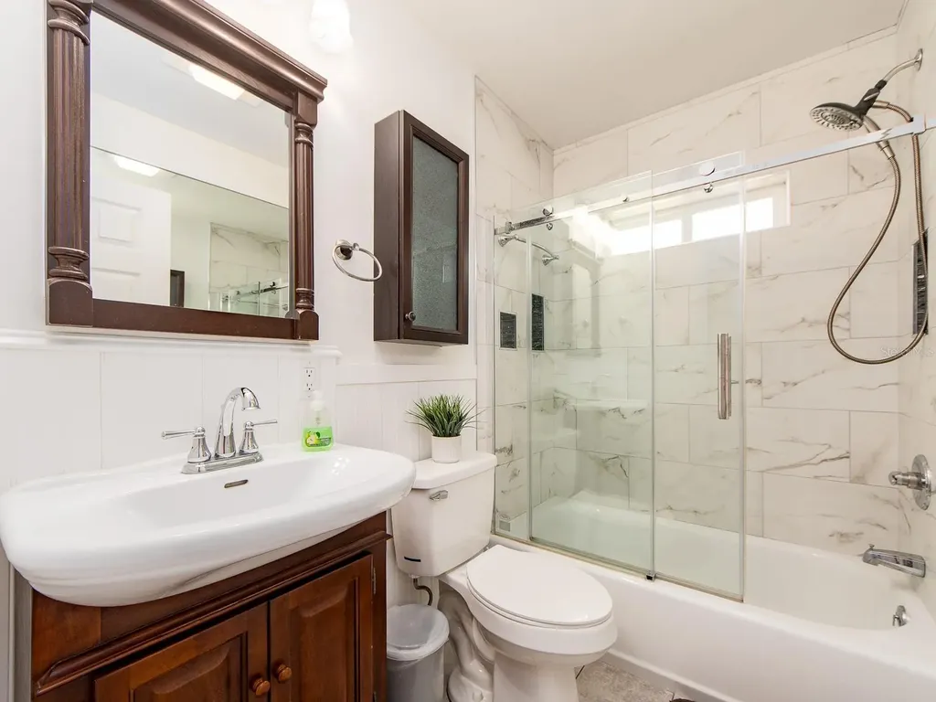 2154 N Hercules Avenue Clearwater FL 33763