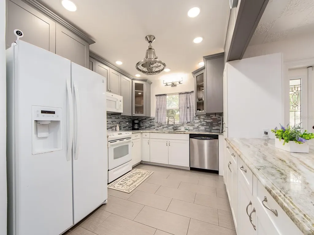 2154 N Hercules Avenue Clearwater FL 33763