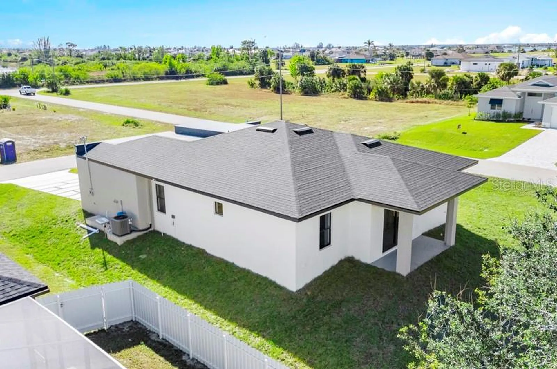 3927 NW 38th Street Cape Coral FL 33993