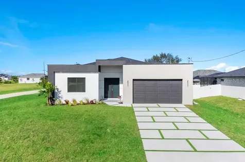 3927 NW 38th Street Cape Coral FL 33993