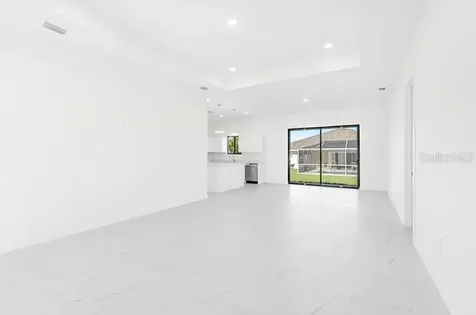 3927 NW 38th Street Cape Coral FL 33993