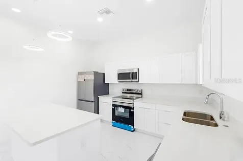 3927 NW 38th Street Cape Coral FL 33993