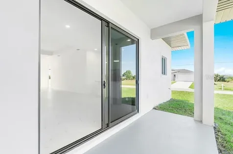 3927 NW 38th Street Cape Coral FL 33993