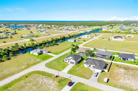 3927 NW 38th Street Cape Coral FL 33993