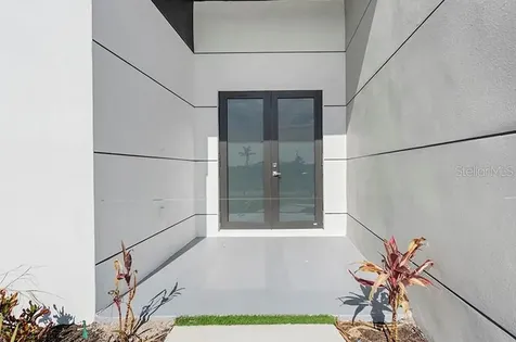 3927 NW 38th Street Cape Coral FL 33993