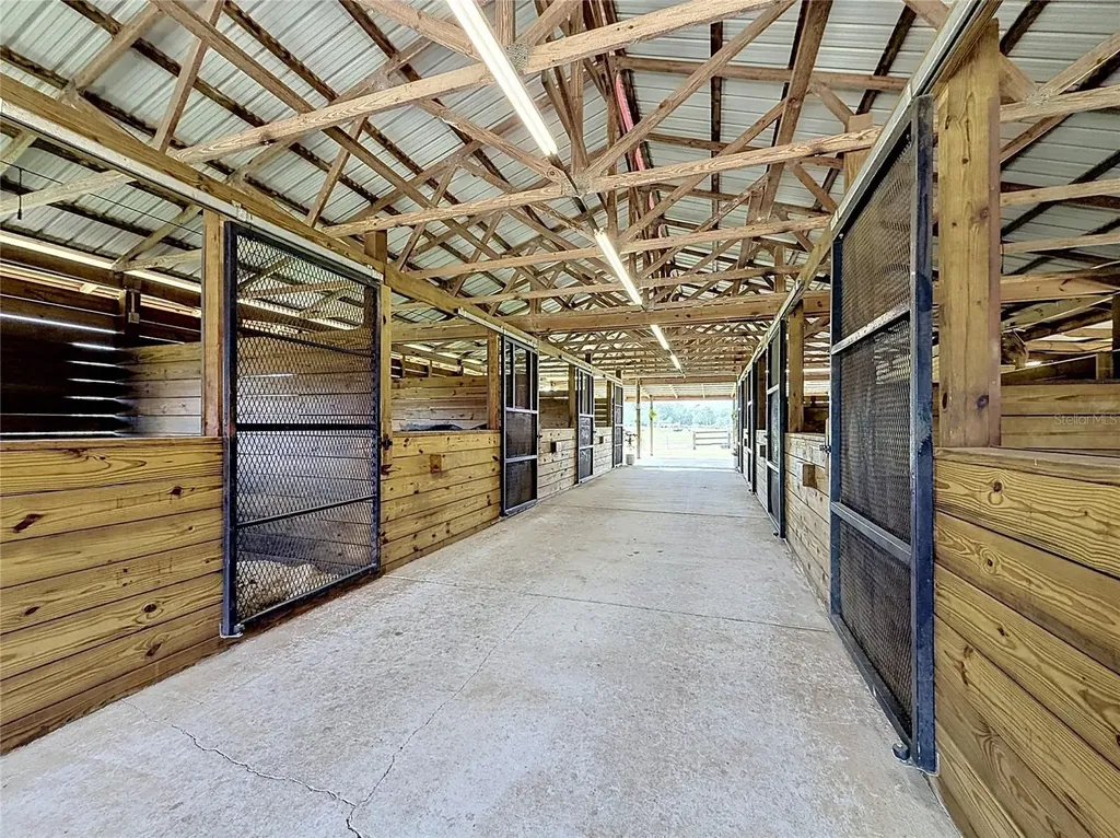 16750 SE 19th Court Summerfield FL 34491