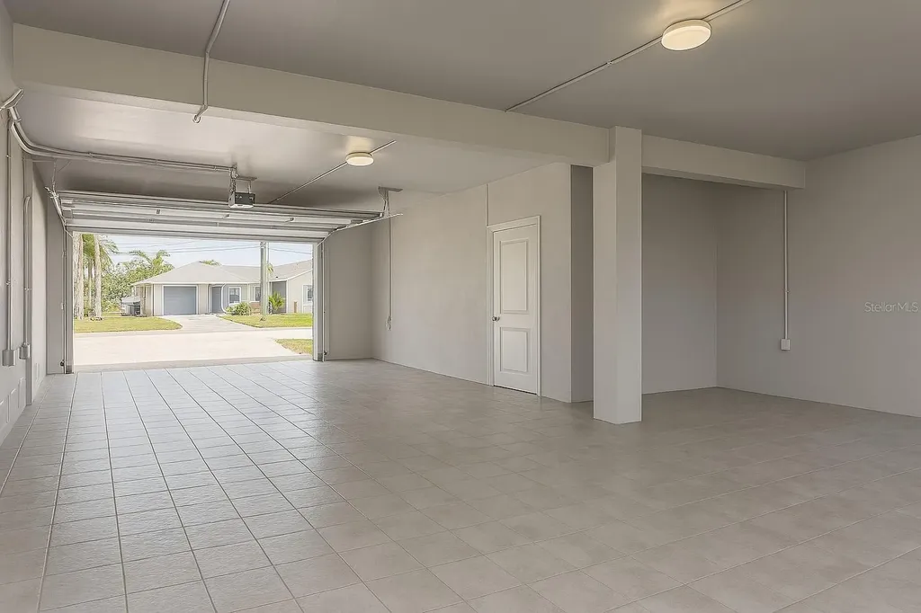 306 Bay Plaza Treasure Island FL 33706