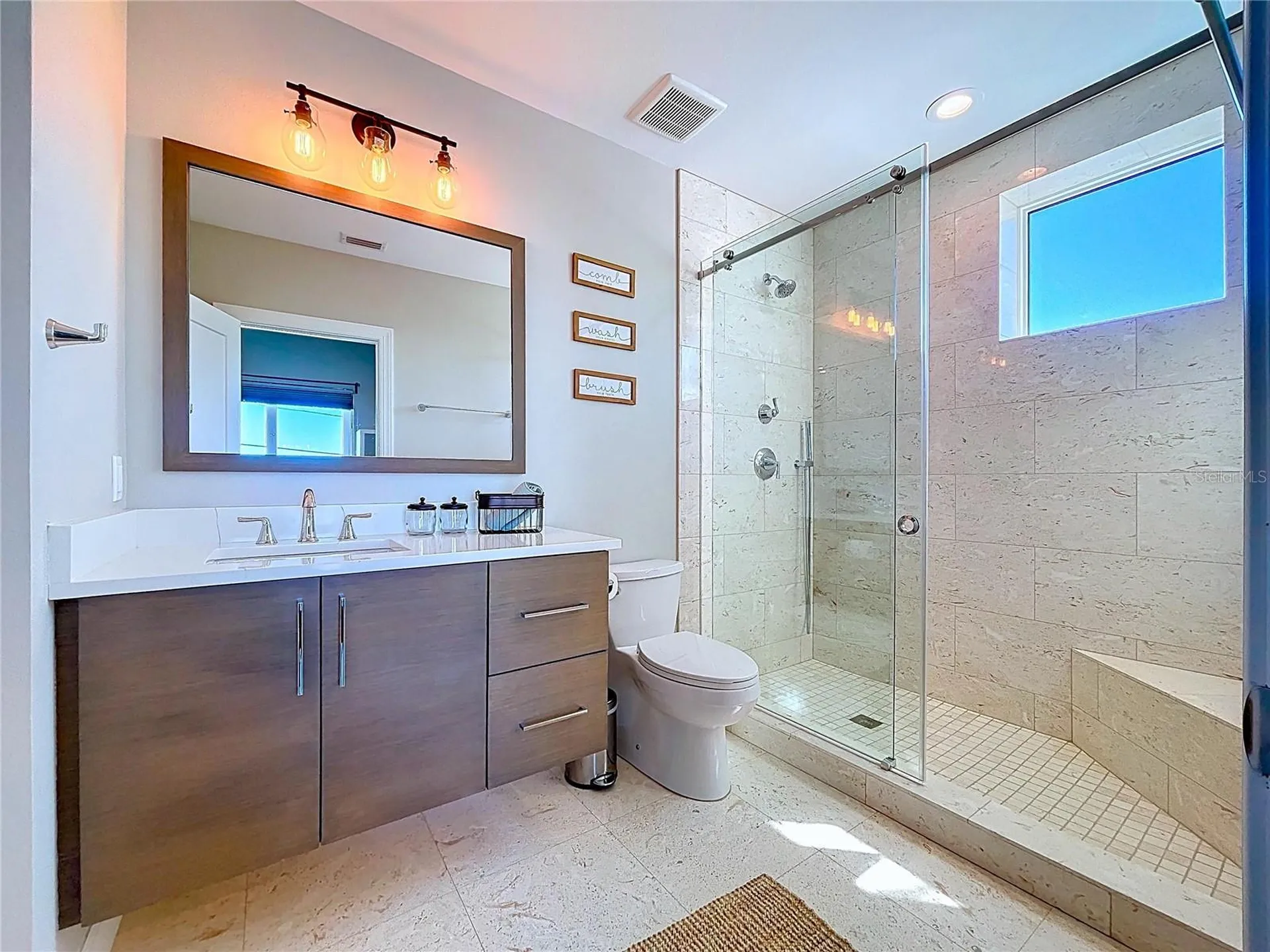 306 Bay Plaza Treasure Island FL 33706