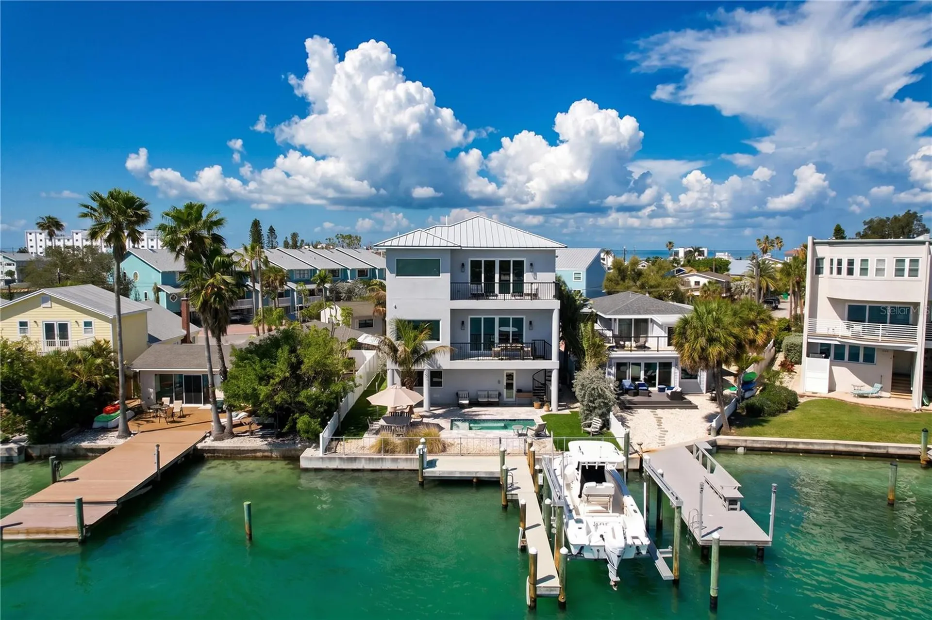 306 Bay Plaza Treasure Island FL 33706