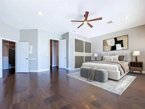 306 Bay Plaza Treasure Island FL 33706