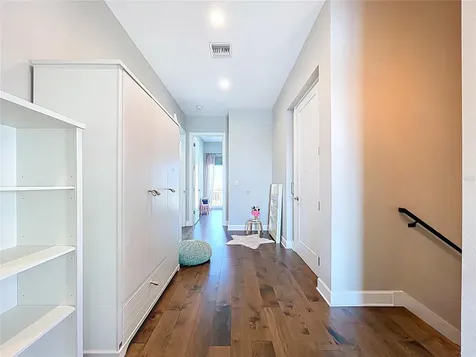 306 Bay Plaza Treasure Island FL 33706