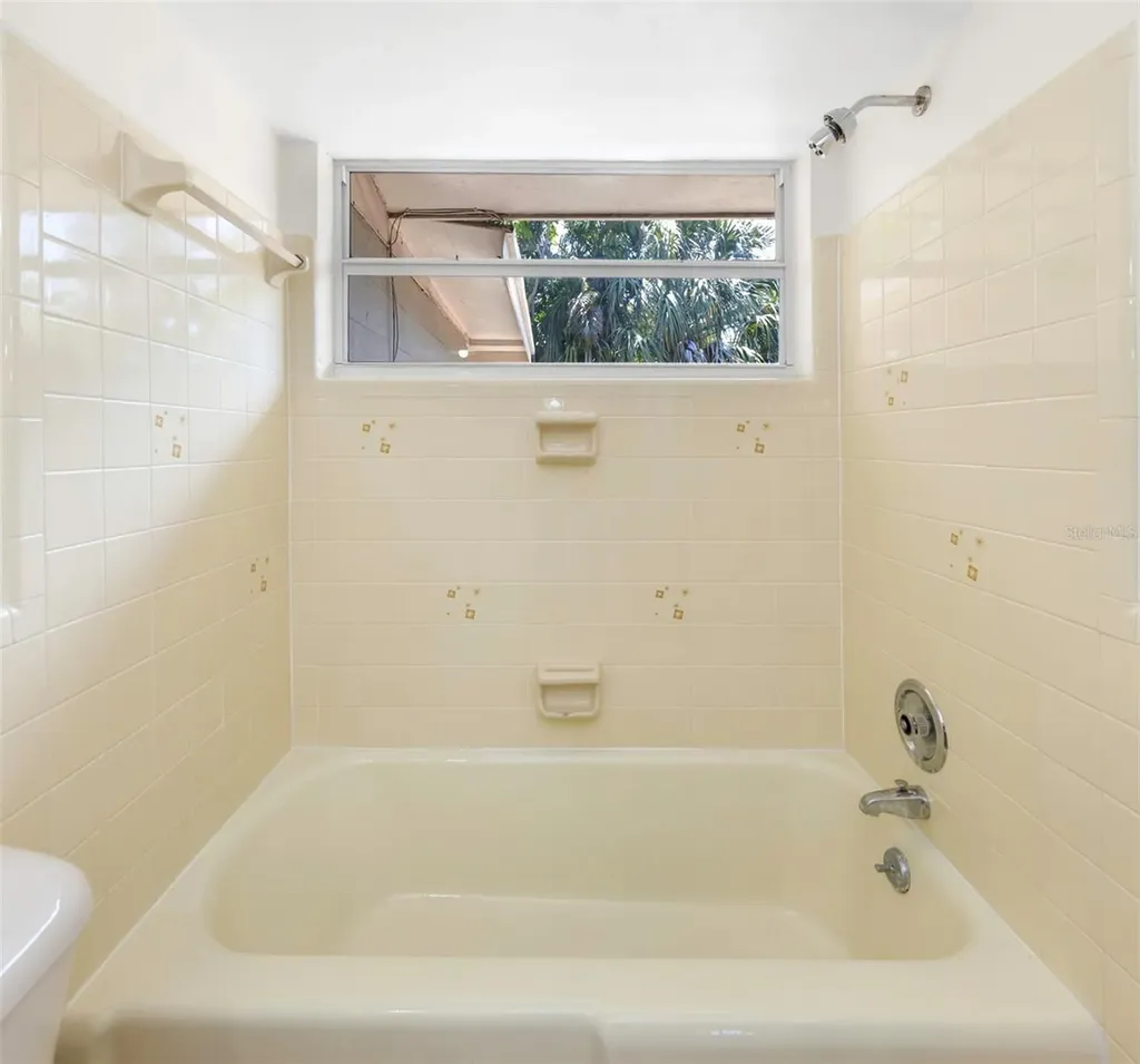 11234 68th Avenue N Seminole FL 33772